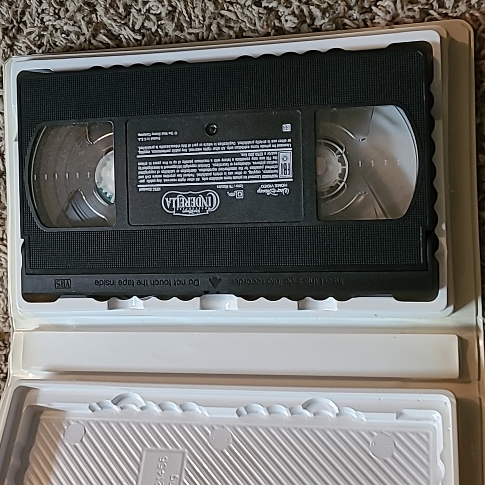 Bambi, Cinderella Jack Frost Vhs - Picture 10 of 11